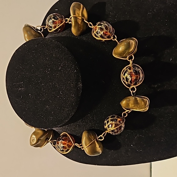 ABRA COUTURE Lucite & Brass Beaded 16" Necklace - Picture 1 of 7